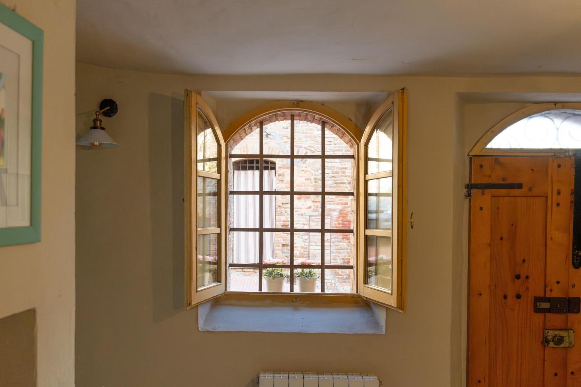 La Nicchia Apartment San Gimignano Bagian luar foto